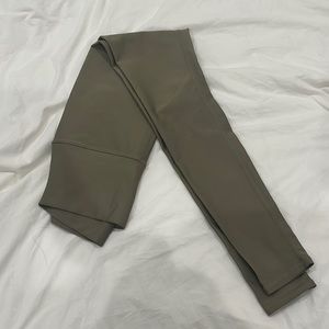 Alo Yoga Airlift Leggings